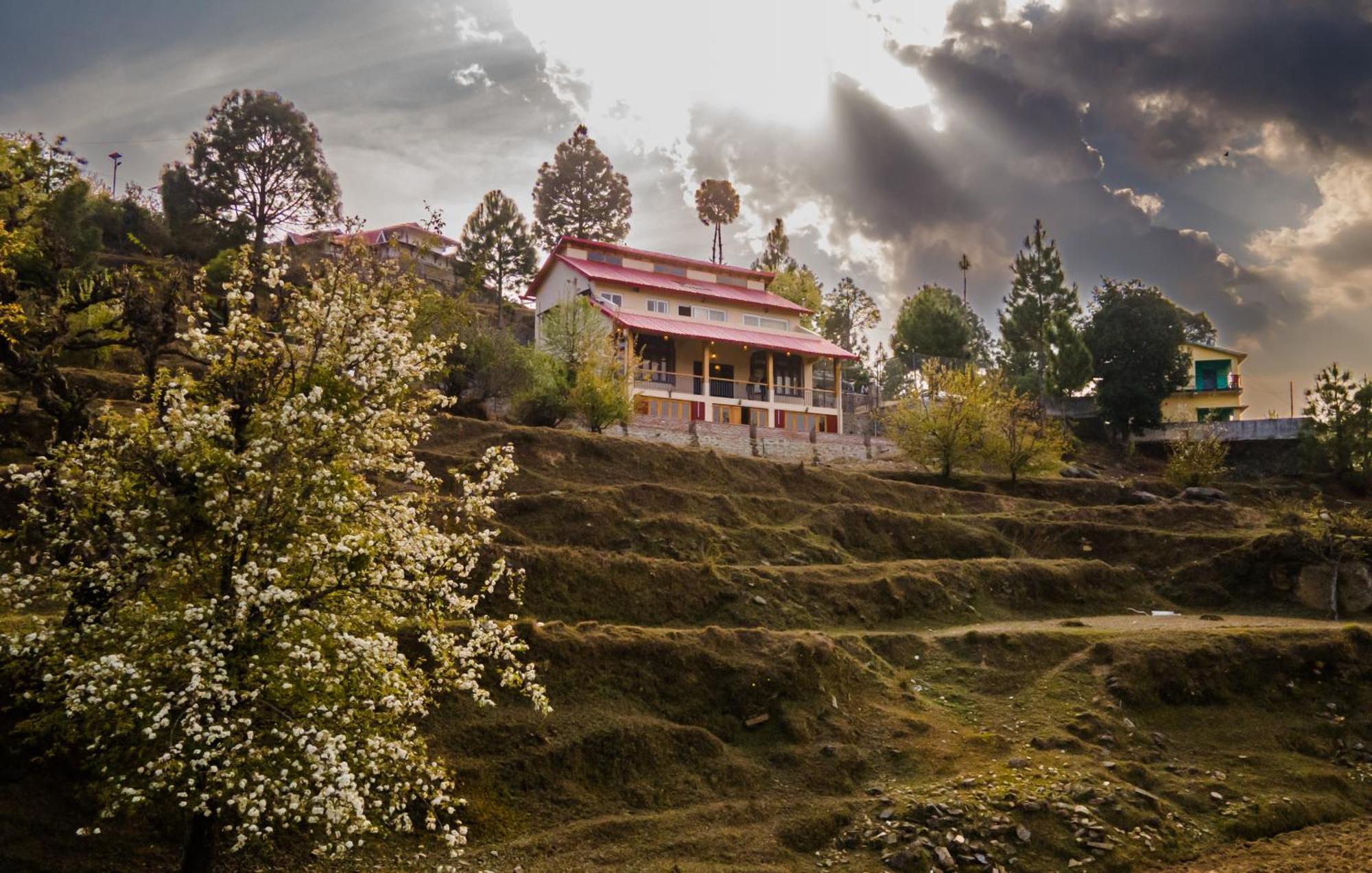 Little Frida- The Dak Bungalows Mukteshwar Bagian luar foto